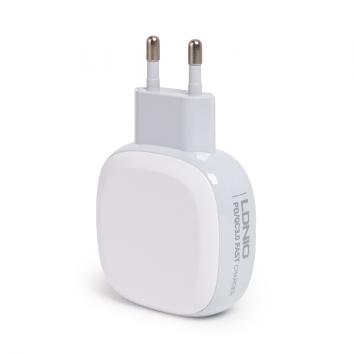 Универсальное зарядное устройство LDNIO A3510Q 2*USB A/1*USB Type C Белый фото 2